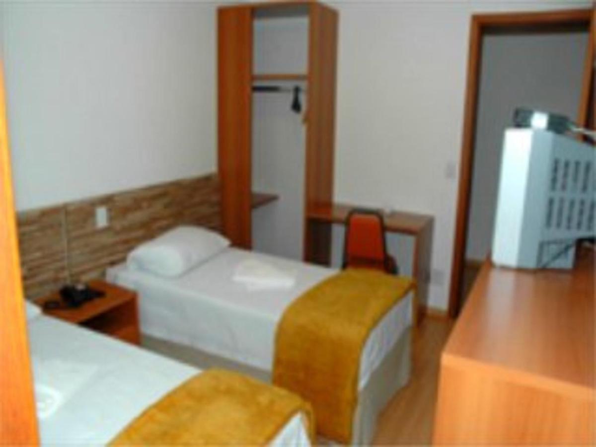 Millian Hotel Жундиаи Экстерьер фото
